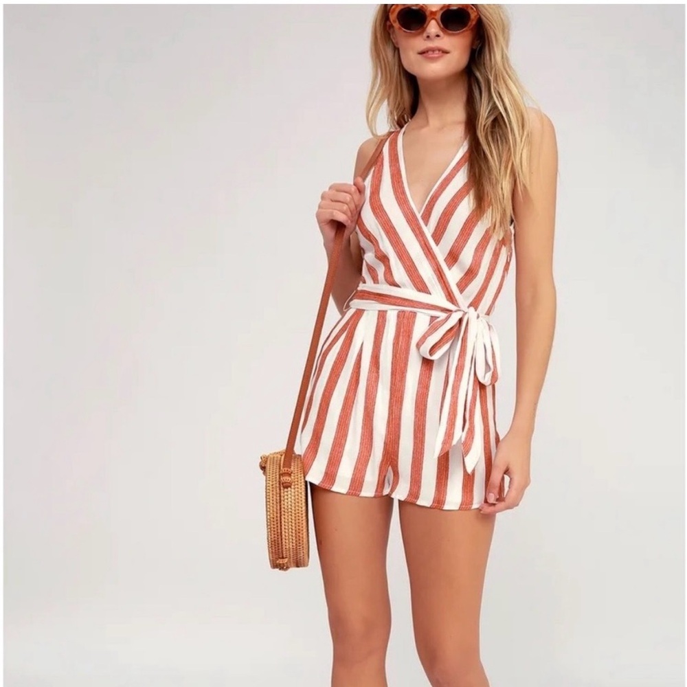 Lulu's Red and White Casual Romper